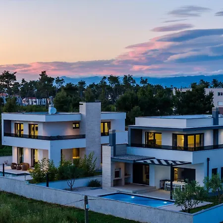 Karlo Zadarvillas * Privlaka (Zadar)