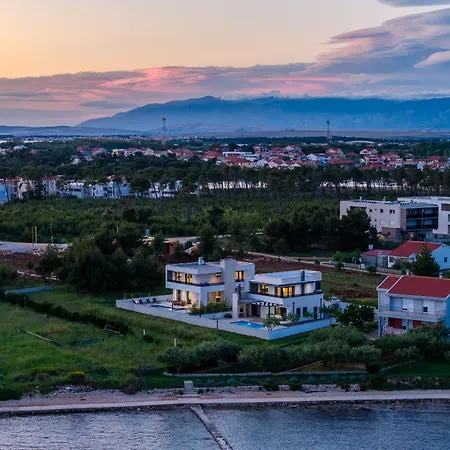 Karlo Zadarvillas 别墅