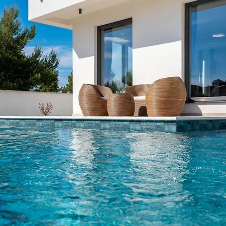 Karlo Zadarvillas Privlaka (Zadar)