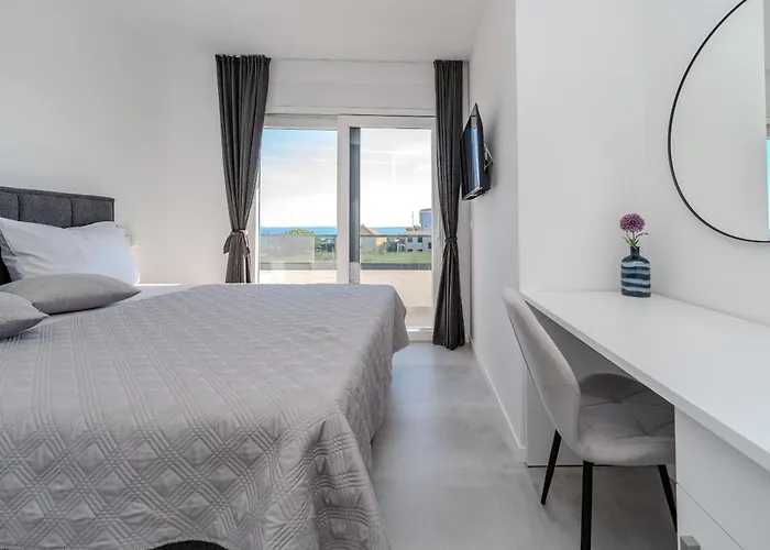 Karlo Zadarvillas Вилла *