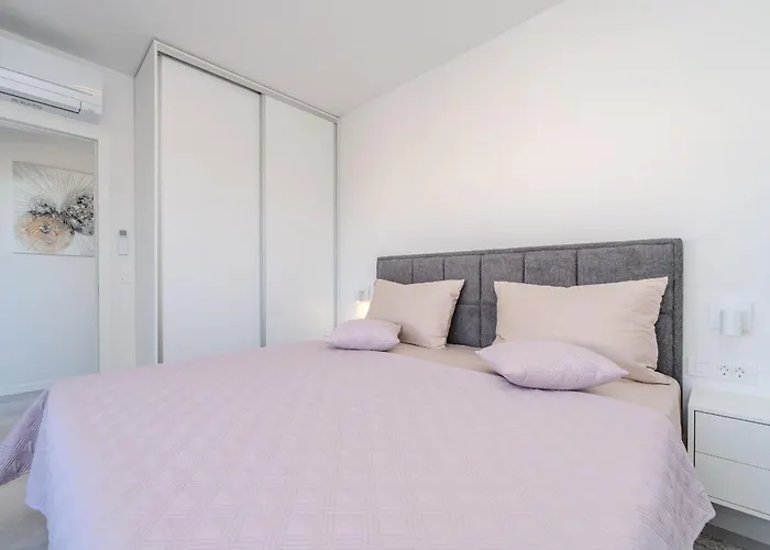 Karlo Zadarvillas * Privlaka (Zadar)